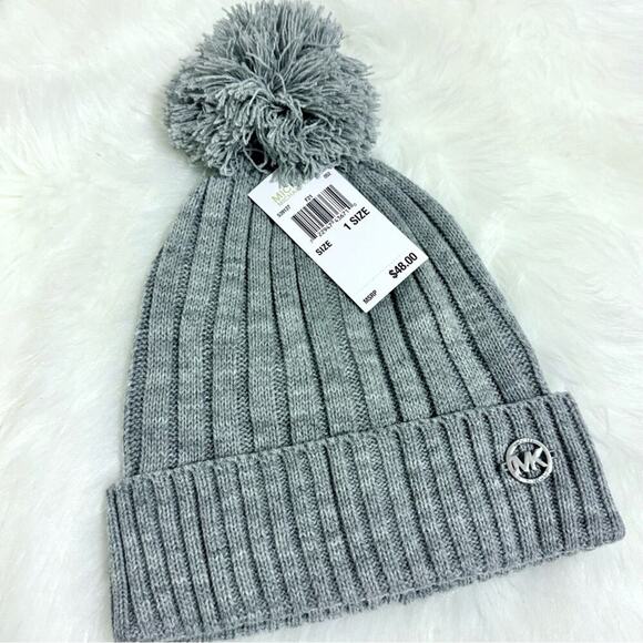 NWT Michael Kors Gray Pom-Pom Beanie Winter Hat Cap Ribbed - Picture 1 of 7